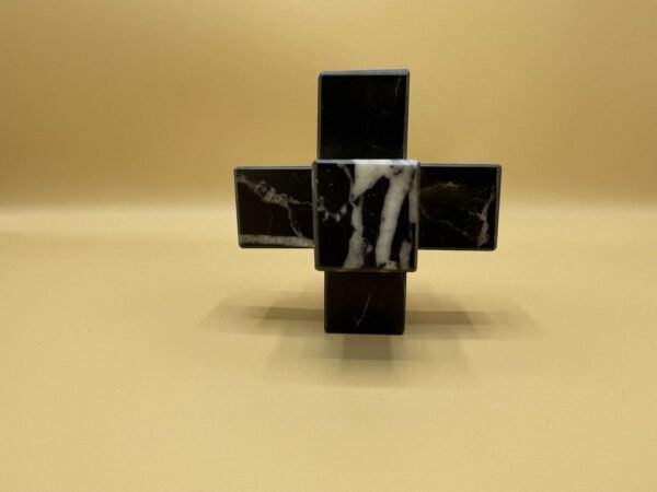Lucky Cross - Image 2